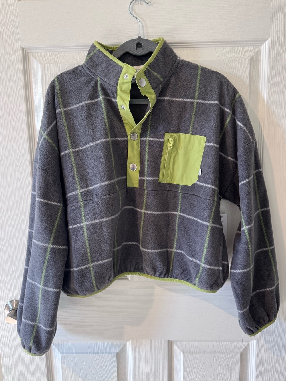 Sisstrevolution fleece funnel neck pullover